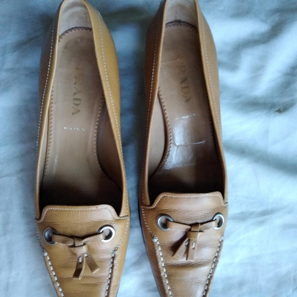 vintage Prada shoes, size 7.5